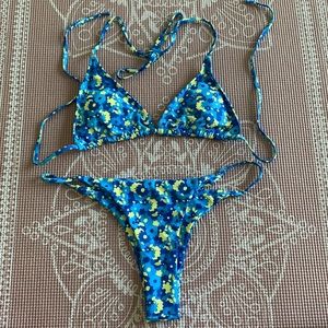 blue and yellow pattern bikini